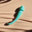 Kép 2/6 - Lelo - Smart Wand 2 Medium - prémium, 10 funkciós masszírozó vibrátor (USB) - türkizkék