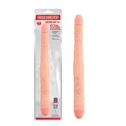 Chisa Novelties - Ladybro Love #02 -  duplavégű élethű dildó (natúr)